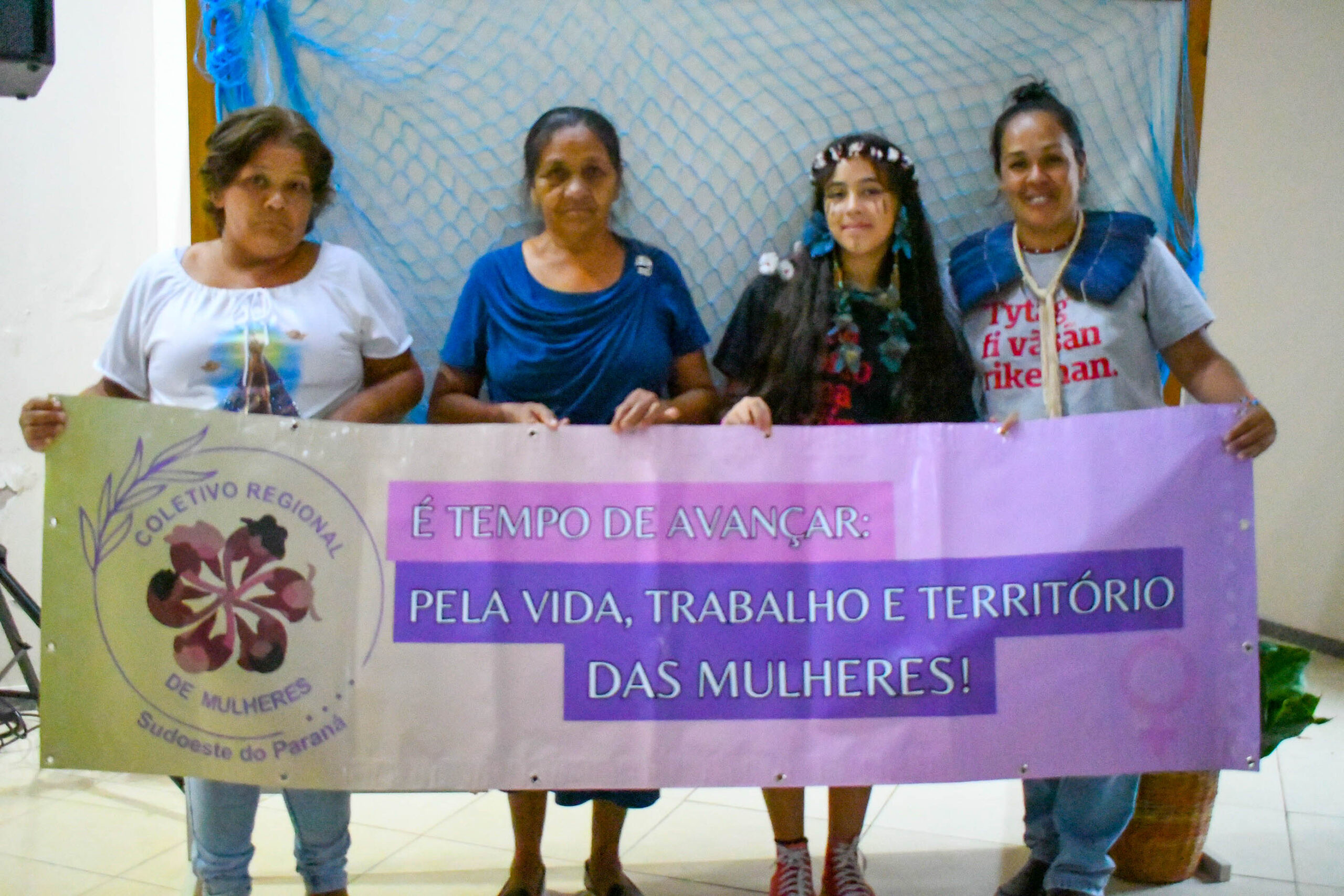 Mulheres indígenas apresentam carta sobre o que é resistir na pele de uma indígena